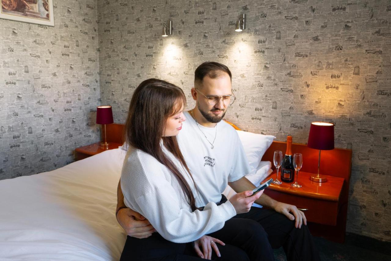 Hotel Victory Home Warsaw Ngoại thất bức ảnh