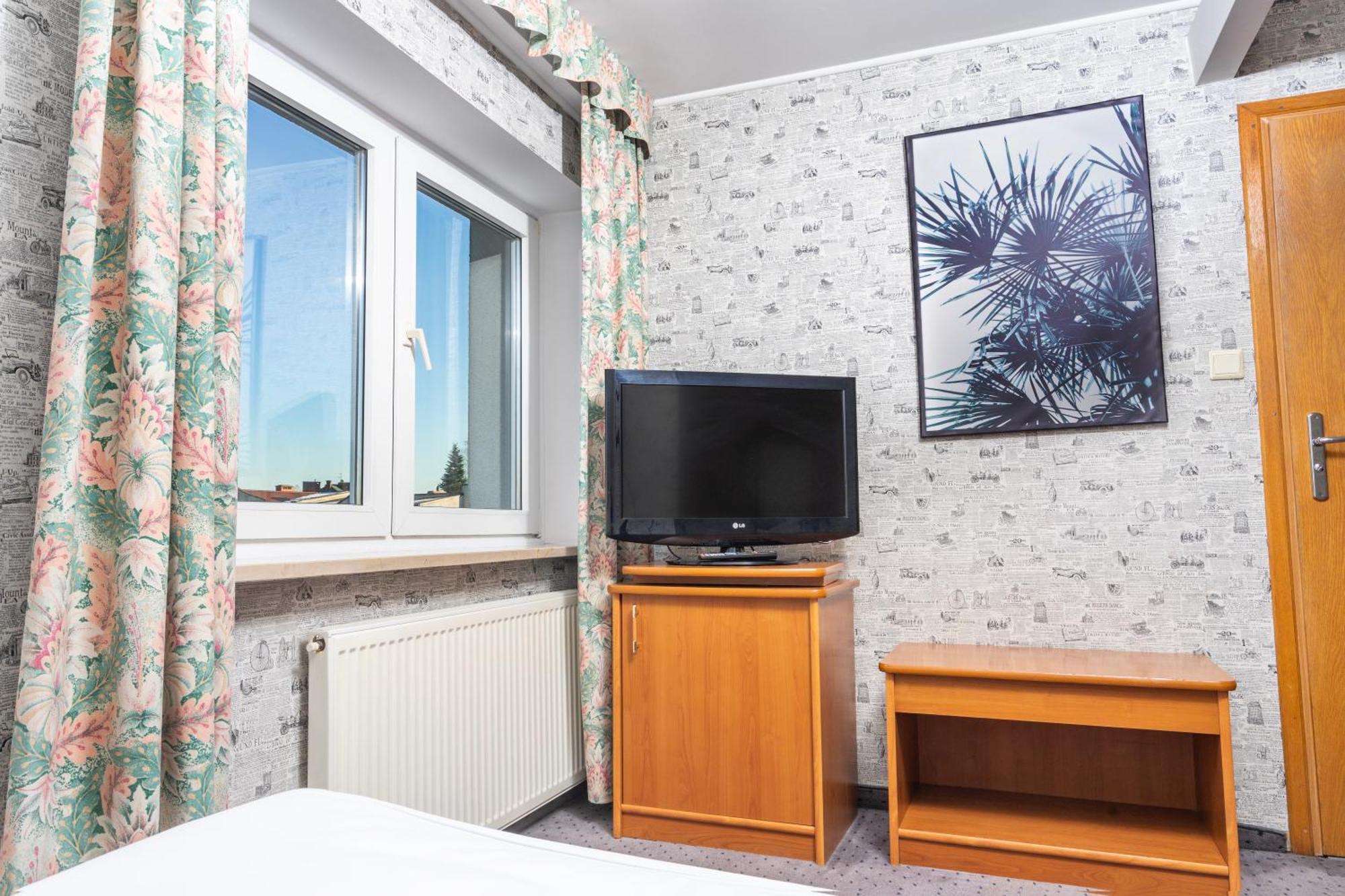 Hotel Victory Home Warsaw Ngoại thất bức ảnh