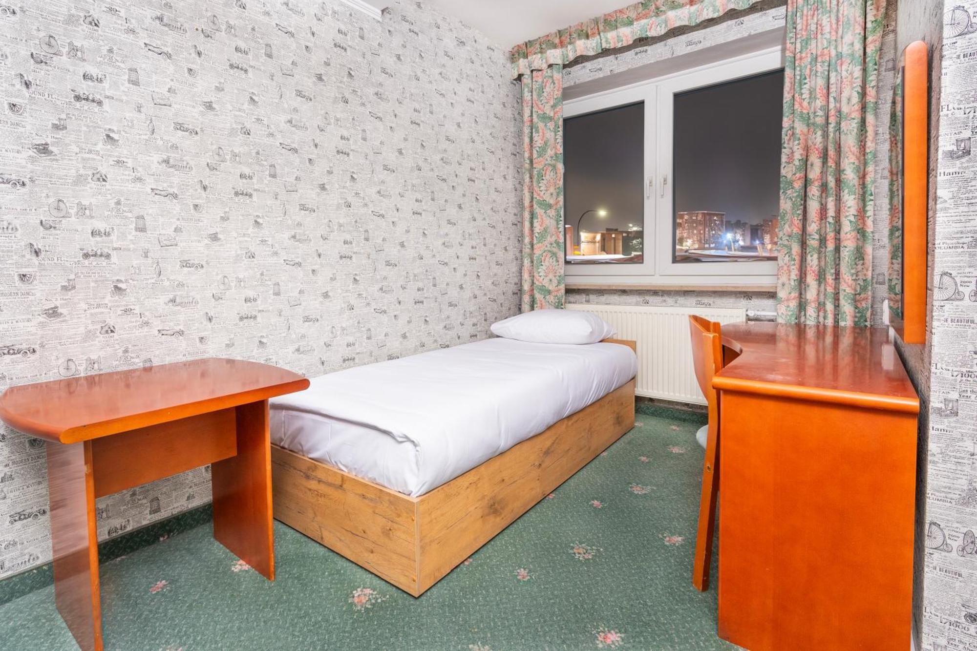 Hotel Victory Home Warsaw Ngoại thất bức ảnh
