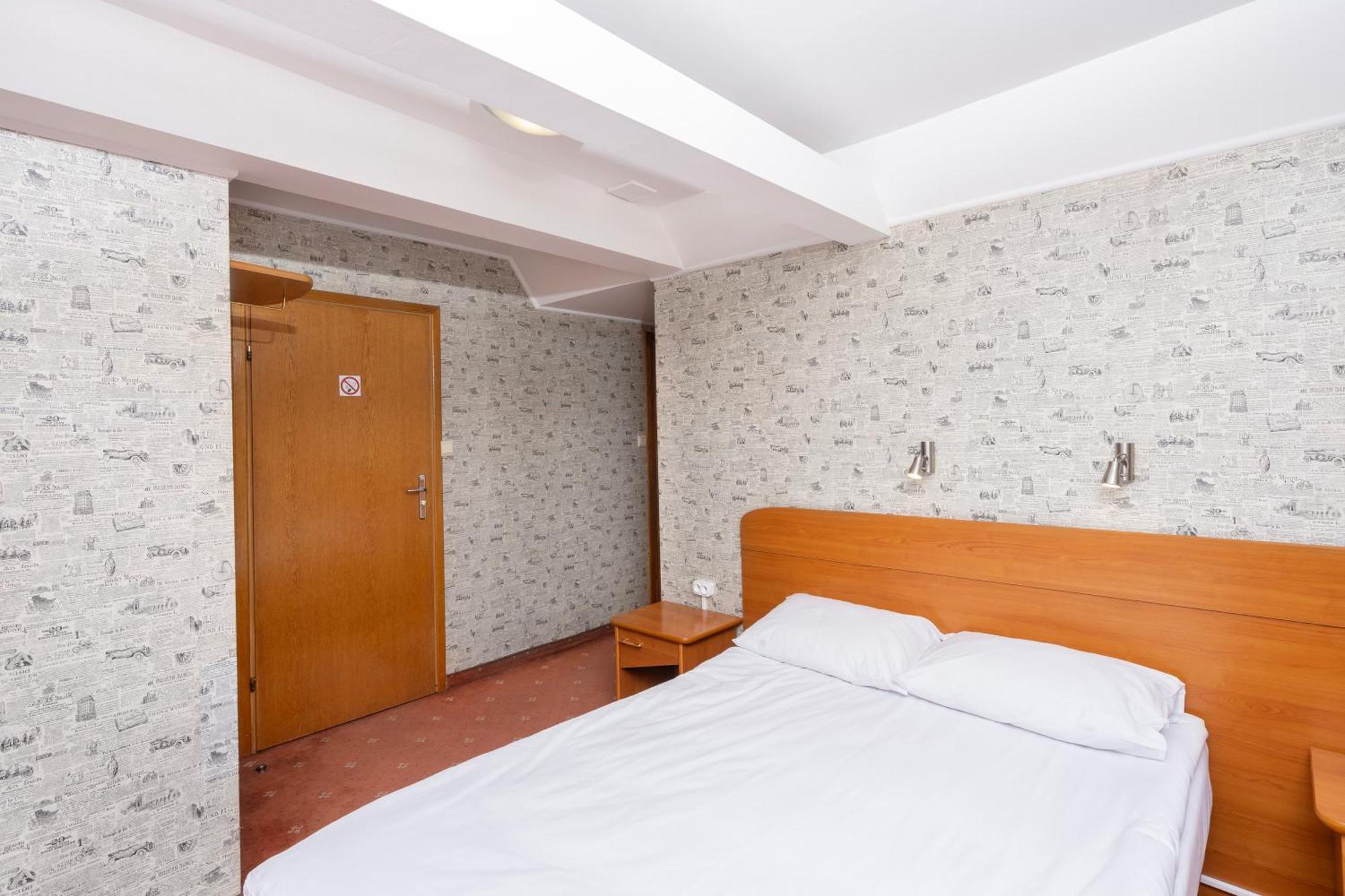 Hotel Victory Home Warsaw Ngoại thất bức ảnh